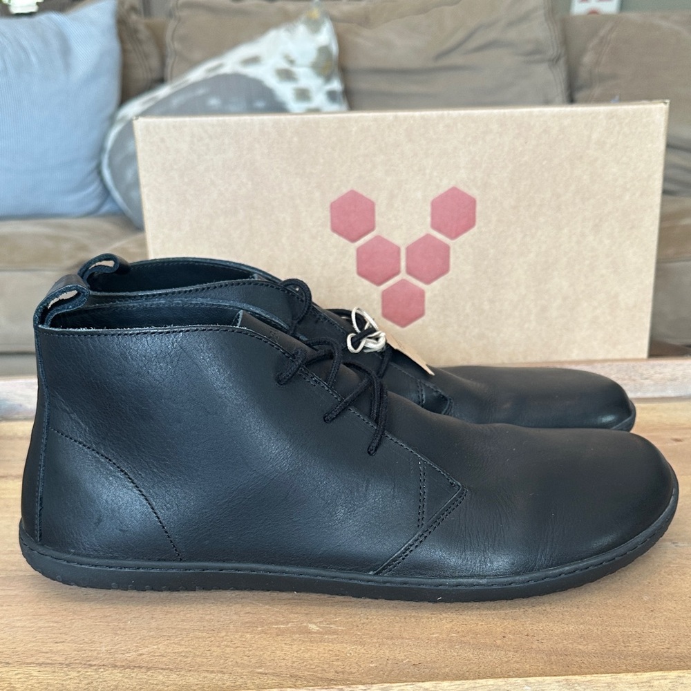Vivobarefoot Gobi 3 obsidian leather boots EU46